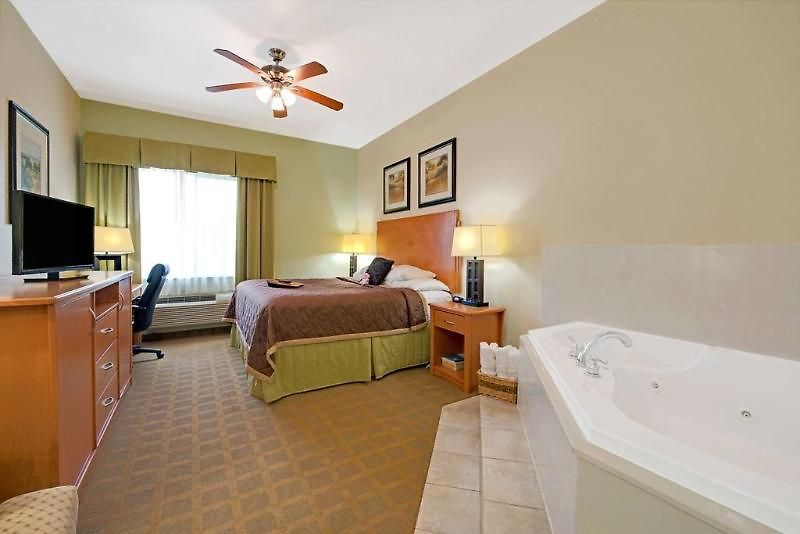 Rodeway Airport Area 4*