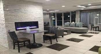Wyndham Garden Airport Southeast Hotel Charlotte