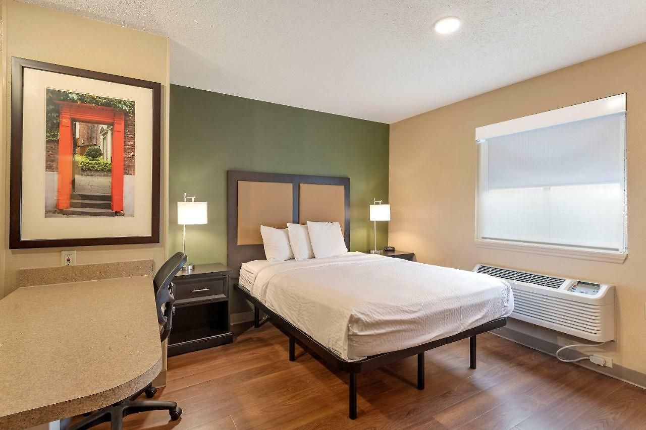 Hotel 6 Charlotte, Nc - Tyvola Rd Executive Park 2*
