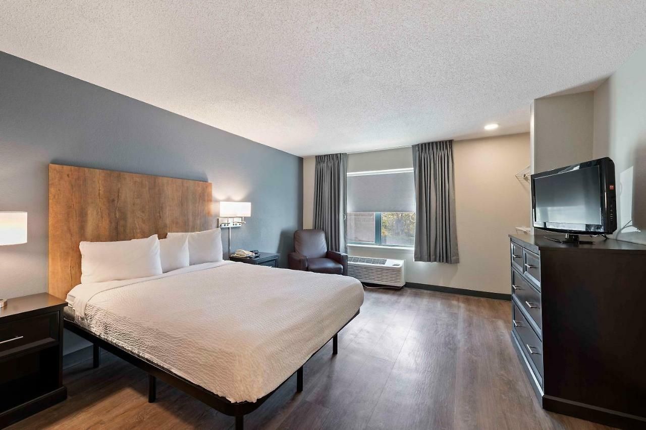Extended Stay America Select Suites - Charlotte - University Place 2* Charlotte