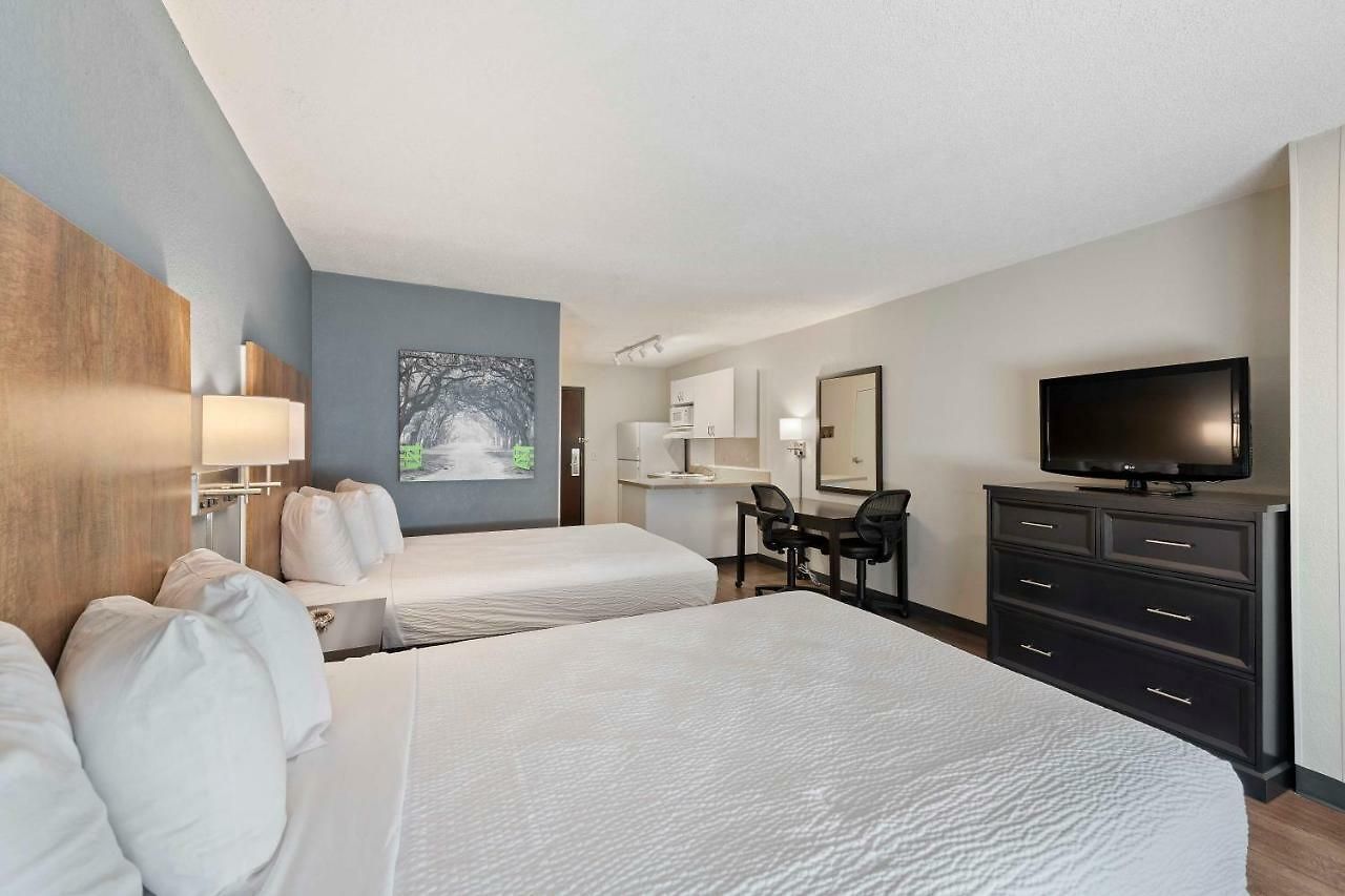 Extended Stay America Select Suites - Charlotte - University Place 2*