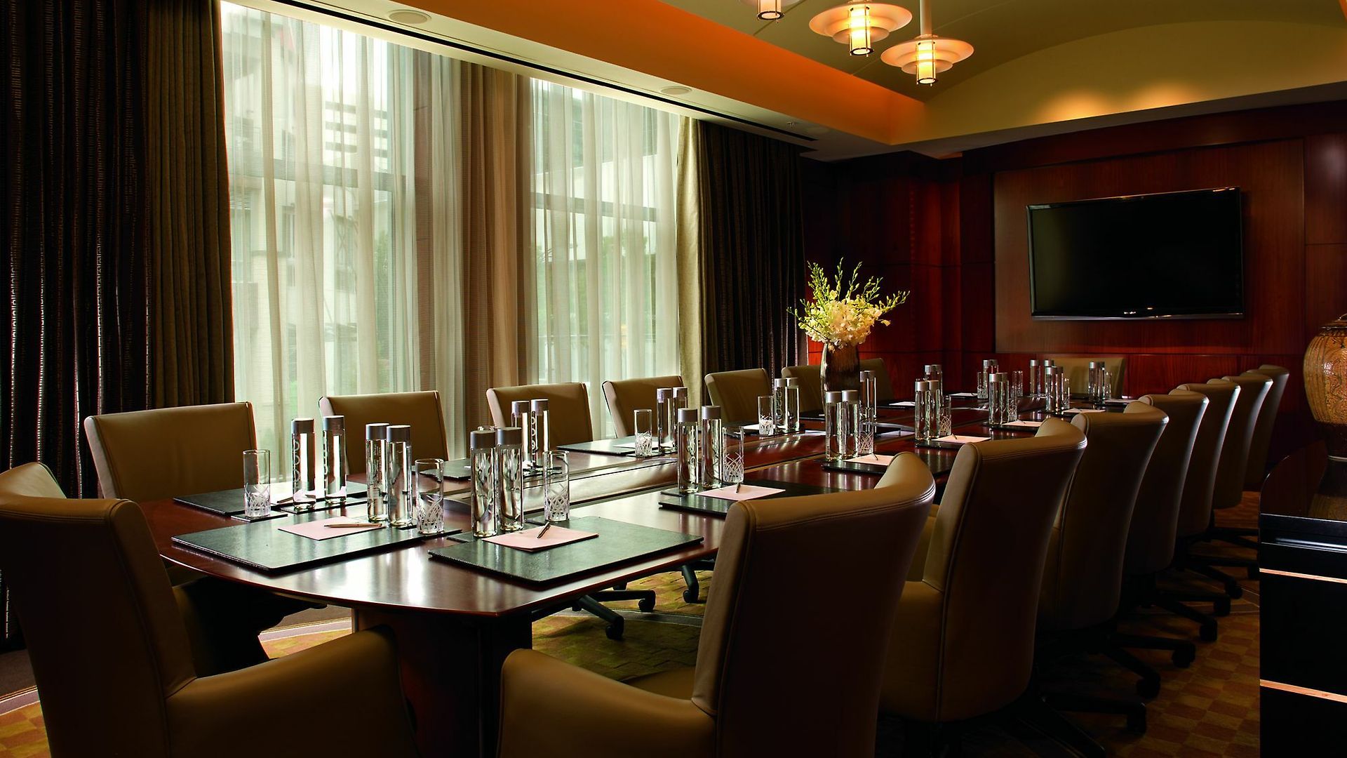 The Ritz-carlton, Hotel 5*