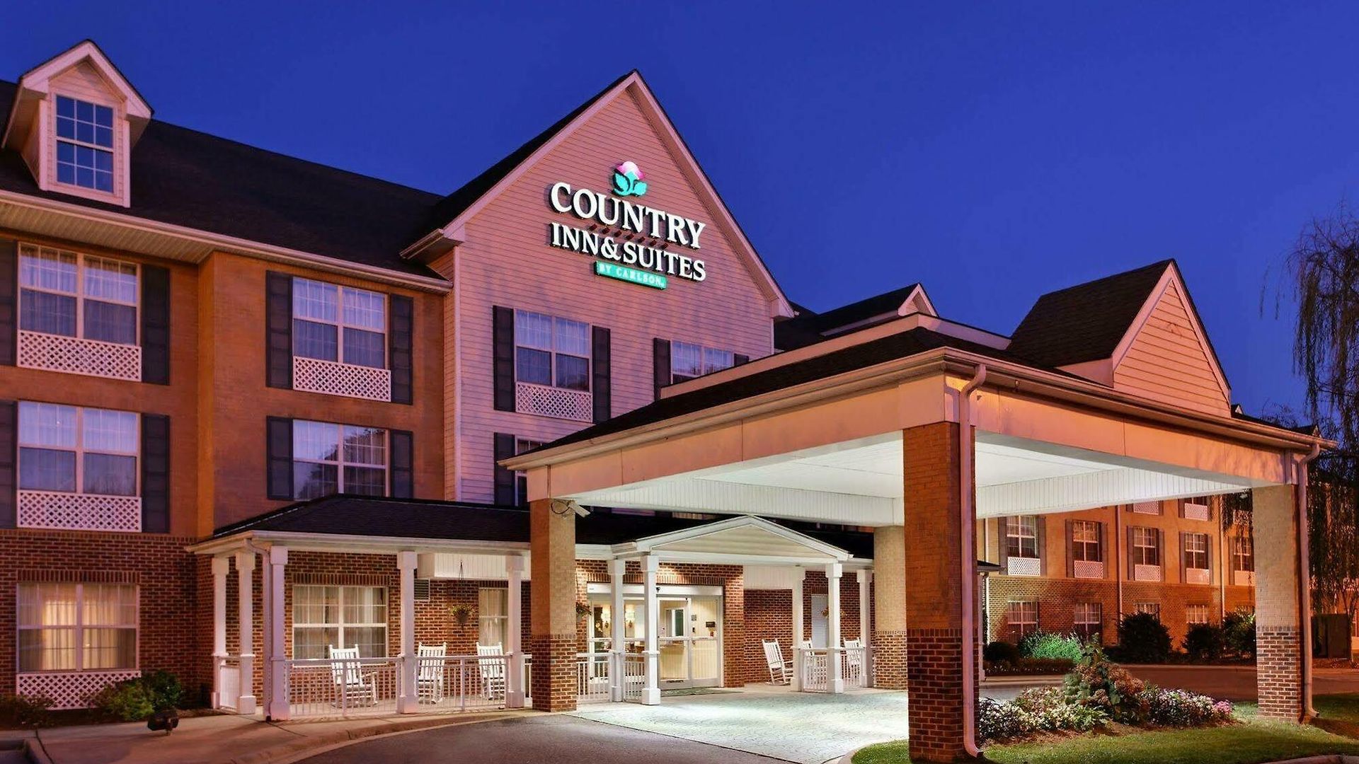 Hotel Country & By Radisson, Place, Nc Charlotte