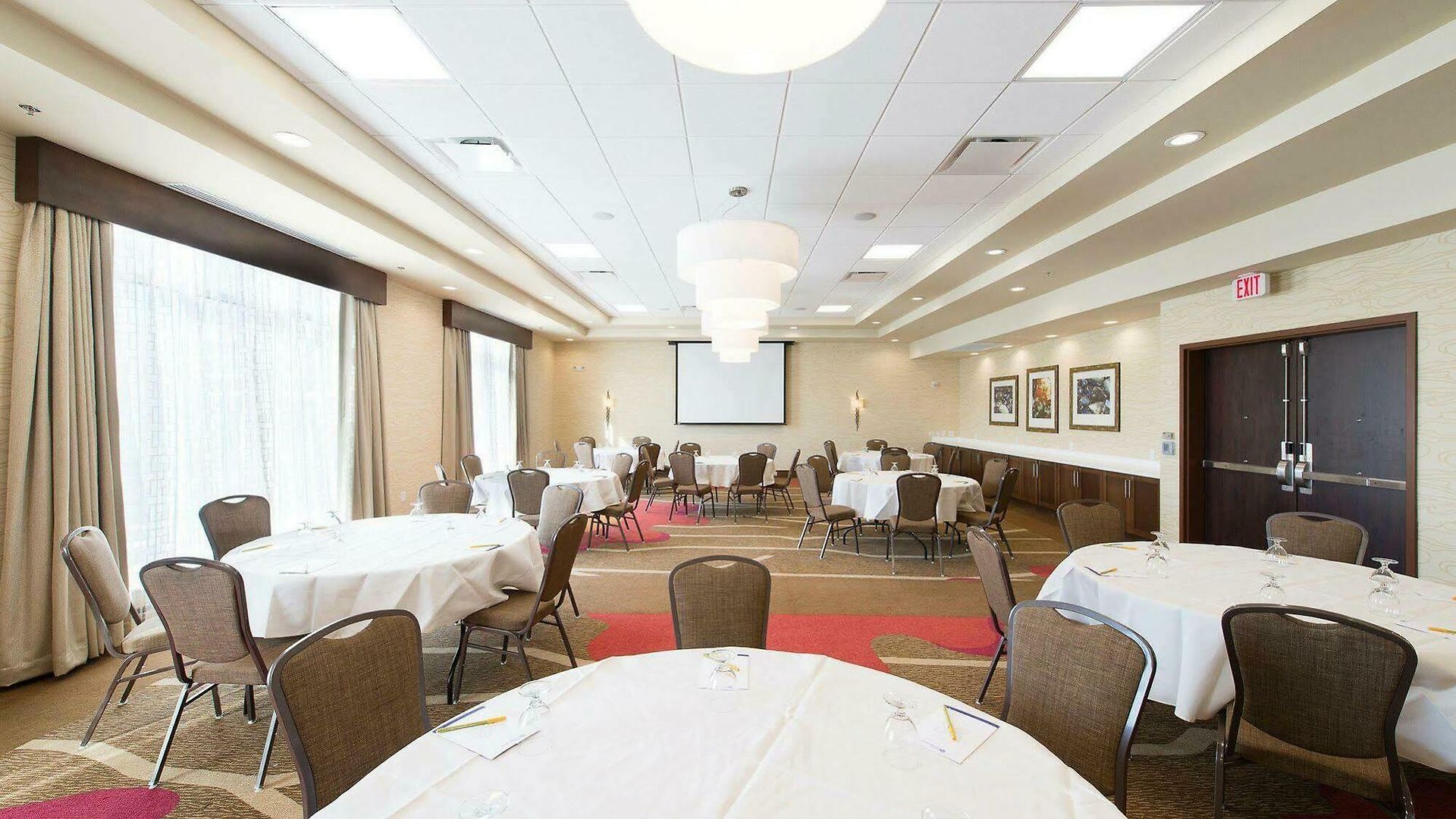 Hotel Hilton Garden Airport