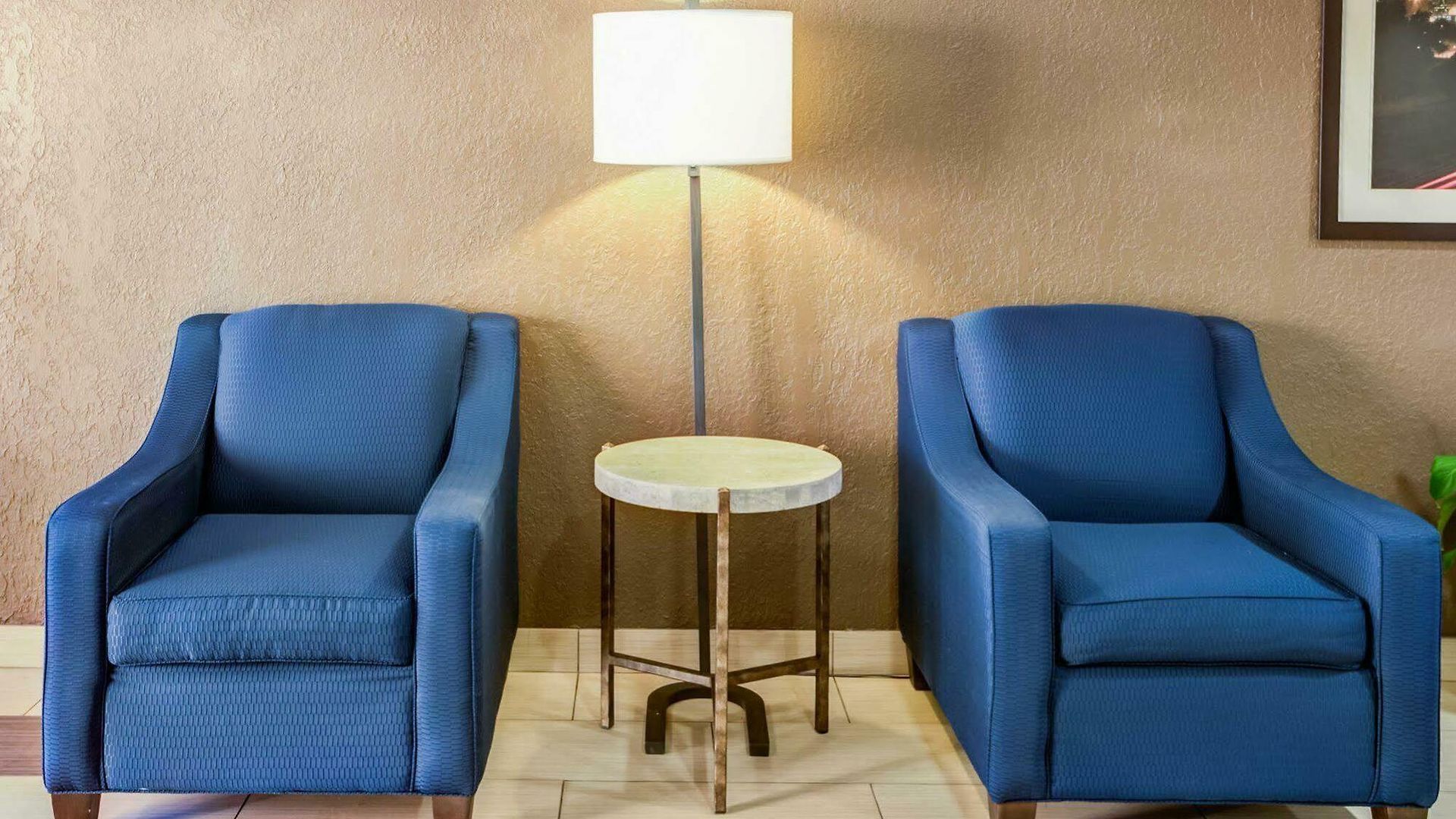 Hotel By Ihg Charlotte