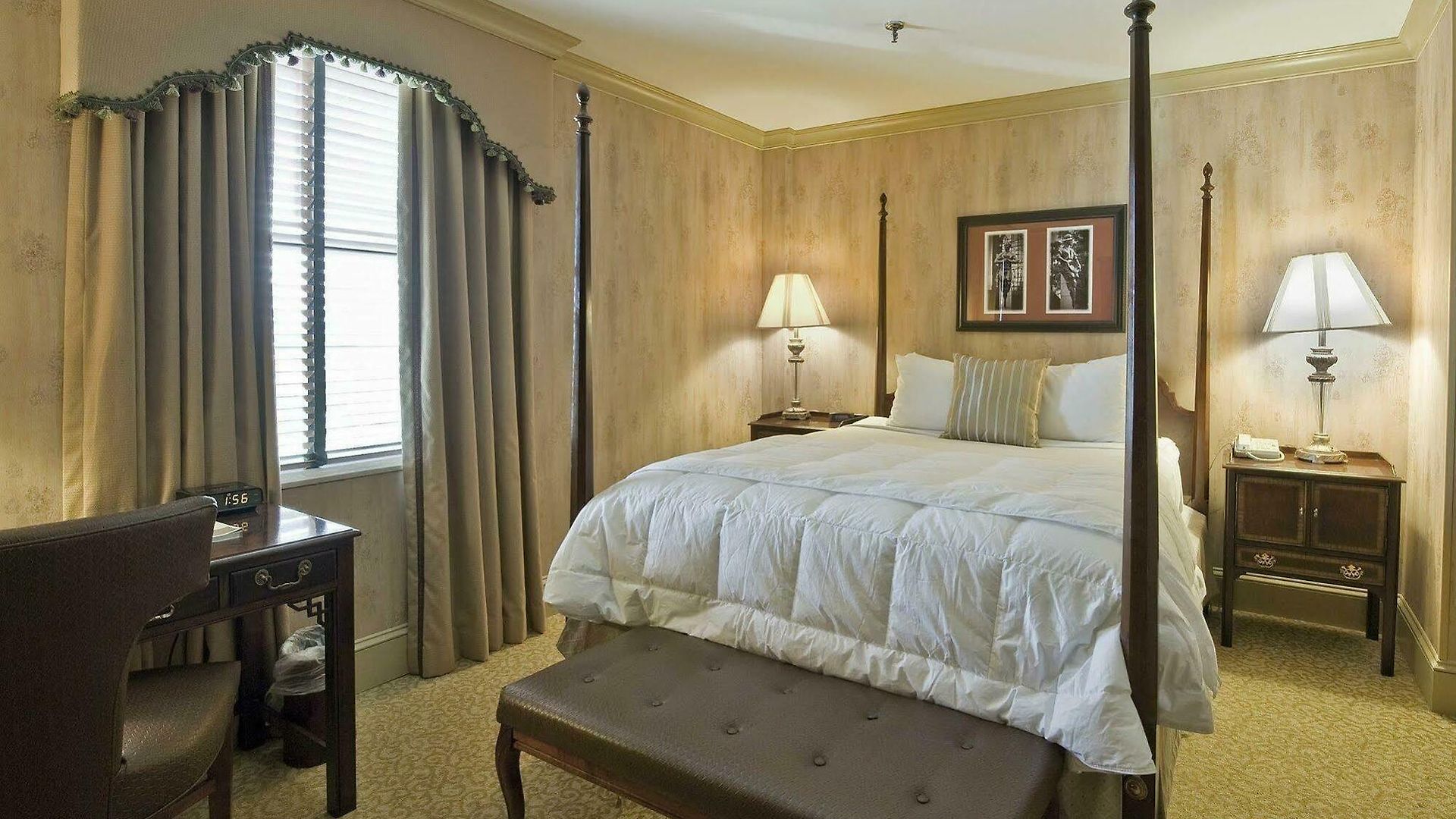 Hotel Dunhill 4*