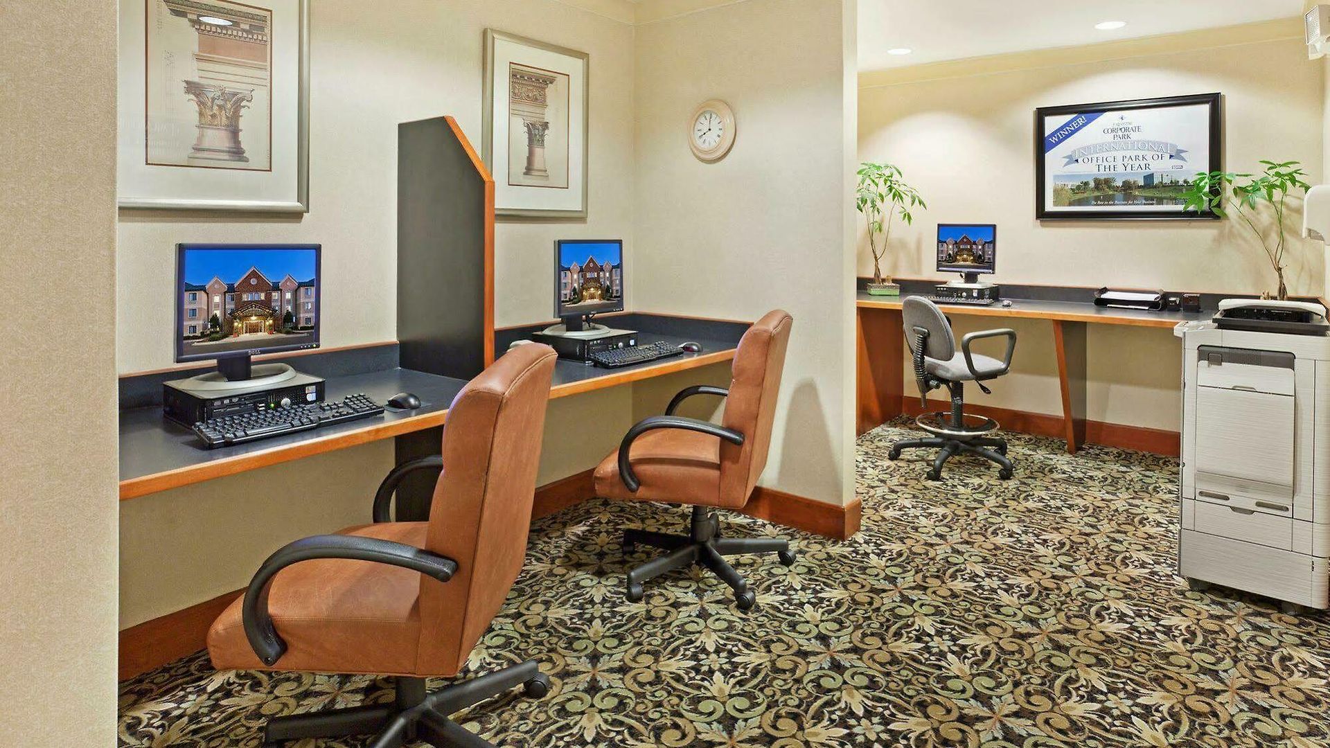 Hotel Staybridge - Ballantyne By Ihg
