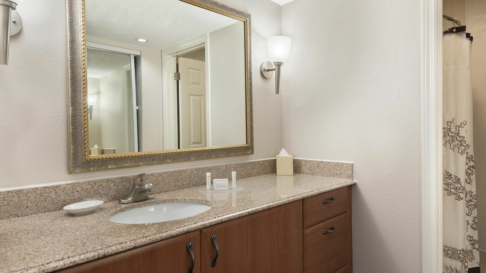 Vivo Living Charlotte