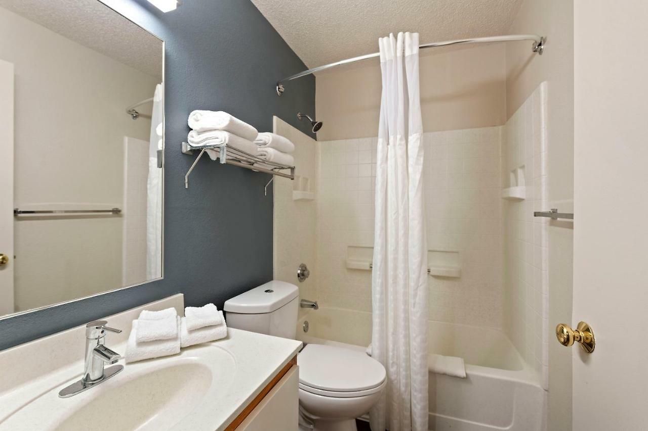 Extended America Select - - Place - E Mccullough Dr Hotel 2*