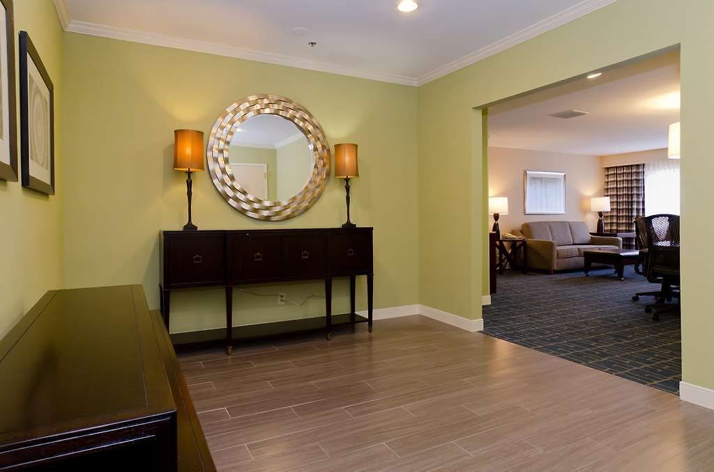 Hotel Doubletree By Hilton Charlotte/southpark Charlotte