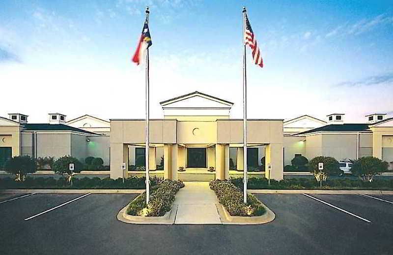 Hotel Doubletree By Hilton Airport 4*