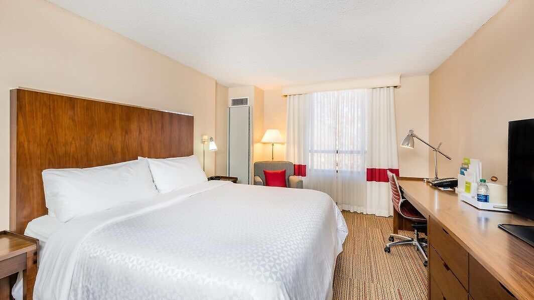 Four Points By Sheraton Hotel Charlotte