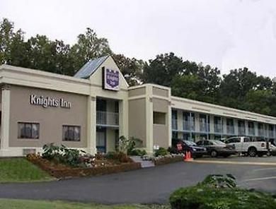 Lodge Econo Airport Area