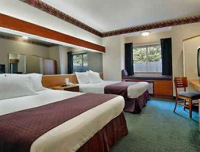 Microtel & By Wyndham Charlotte/northlake