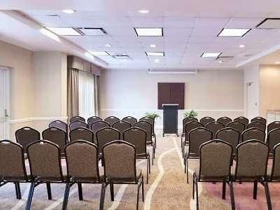 Hilton Garden North 3* Charlotte