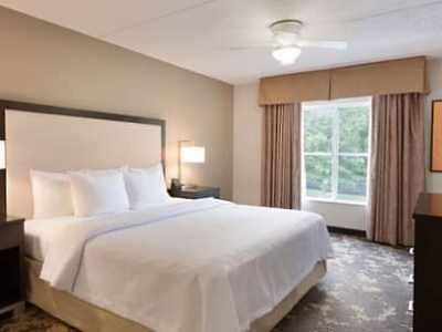 Hotel Homewood By Hilton Airport 2*