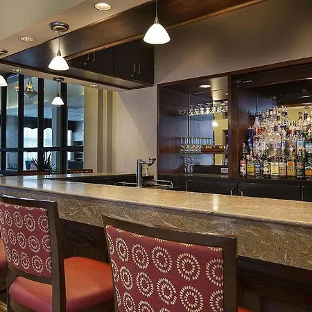Doubletree By Hilton Airport Charlotte