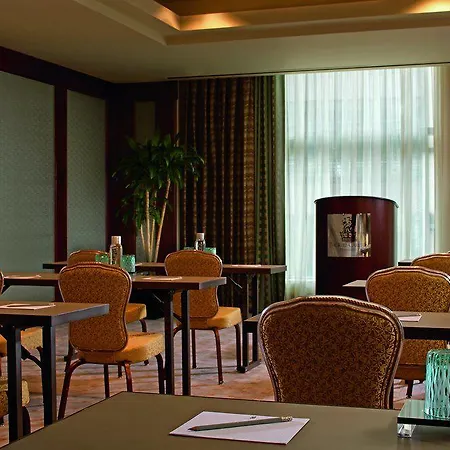 Hotel The Ritz-carlton, 5*