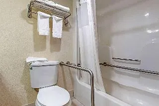 Quality Airport-near Uptown 3* Charlotte