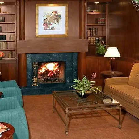 Doubletree By Hilton Charlotte/southpark 3*