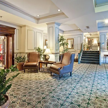 Hotel Dunhill 4*