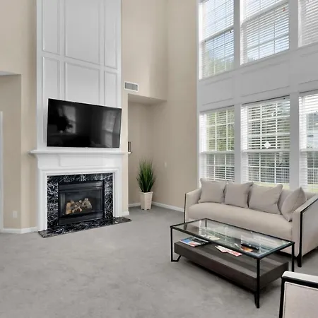 Holiday home Spectacular 5br-family With Pool & Amenities *
