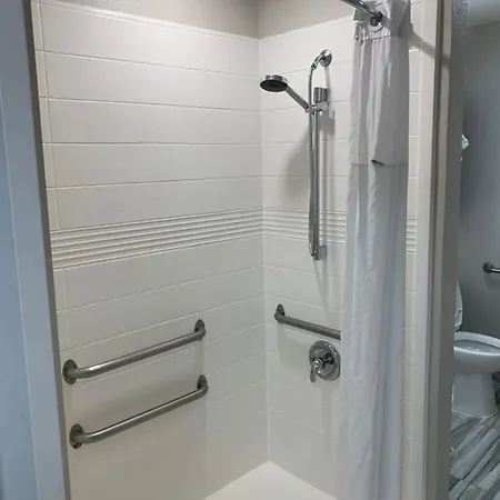 Microtel By Wyndham Airport Hotel Charlotte