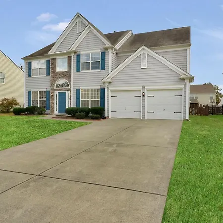 Holiday home Spectacular 5br-family With Pool & Amenities *