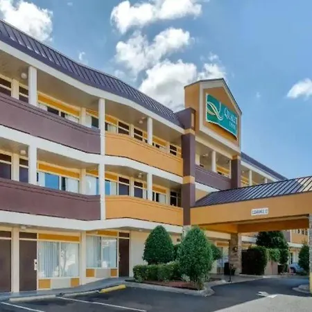 6 Charlotte, Nc - Airport South