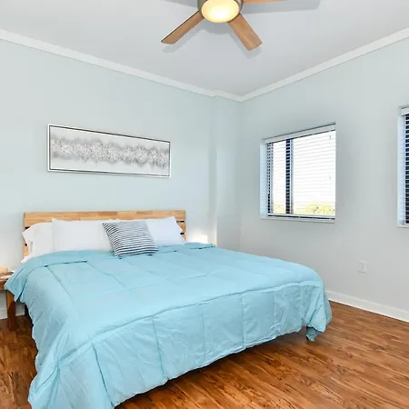 {cloud 9} Luxury 2 Bedroom In Uptown * Charlotte