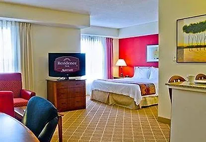 By Marriott Piper Glen