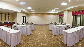 Express Arrowood By Ihg Hotel Charlotte
