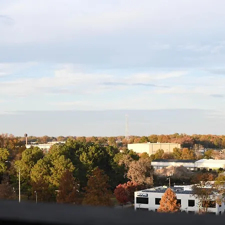 Apartment {cloud 9} Luxury 2 Bedroom In Uptown *