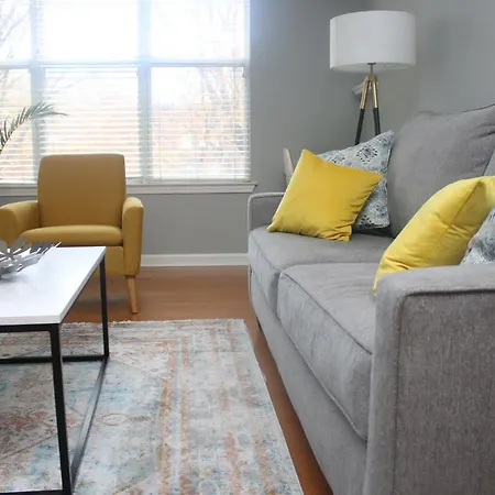 Aparthotel 2br Uptown Park View With Free Parking *