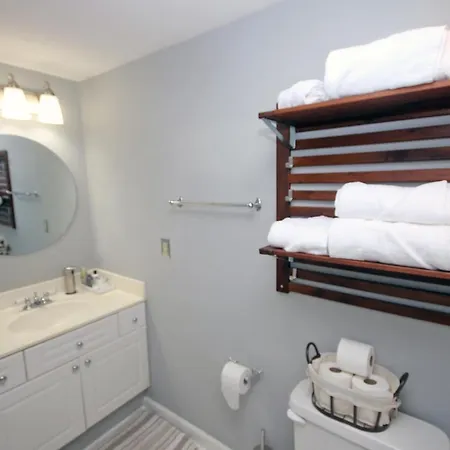 2br Uptown Park View With Free Parking *