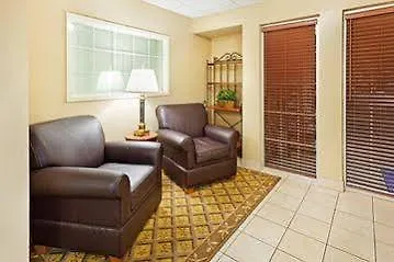 Mainstay - Executive Park Hotel