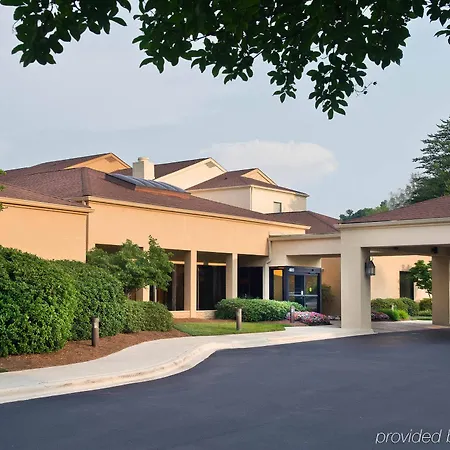 Courtyard Southpark Hotel