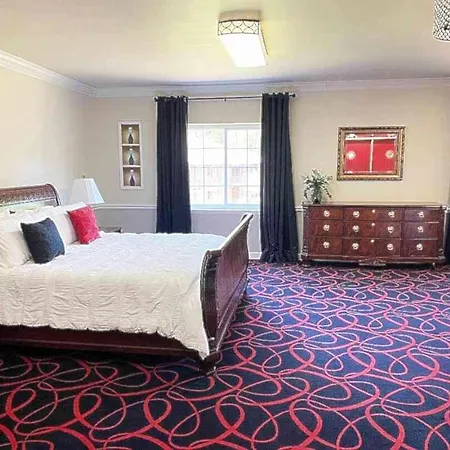 Independence Place Hotel