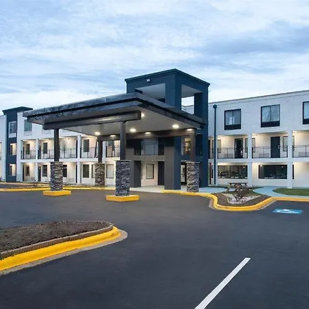Baymont By Wyndham Hotel 2*