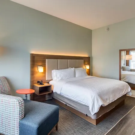 Express & - - South End By Ihg