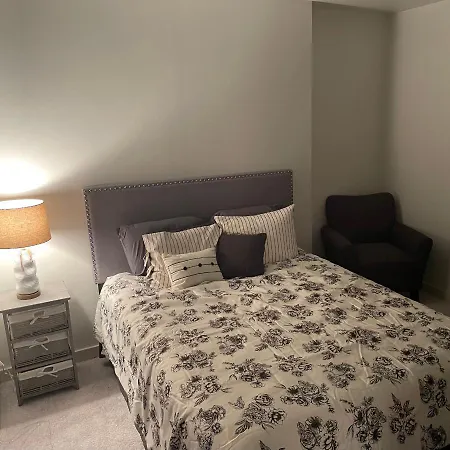 Luxurious 1br Uptown Highrise/ Balcony With View! Apartment Charlotte