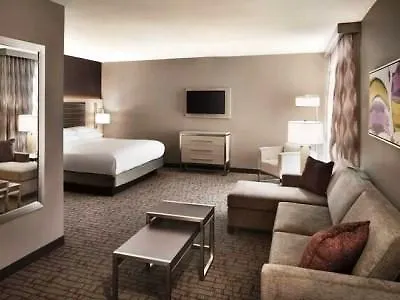 Hotel Embassy By Hilton Uptown Charlotte