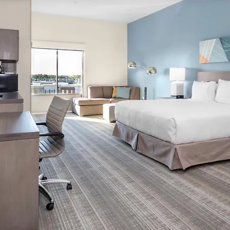 Hotel Hyatt House Rea Farms 3*