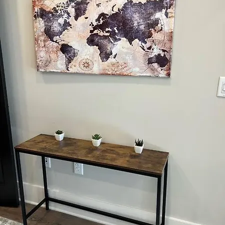 Modern 1bd In Plaza Midwood With Community Pool Apartment