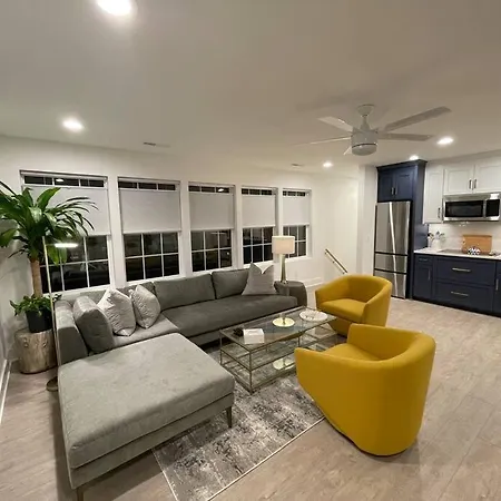 Luxury In Eastover... Close To Everything! * Charlotte