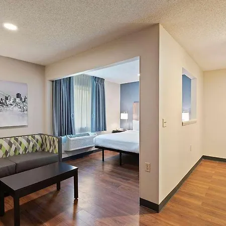 Extended America Select - - Place - E Mccullough Dr Charlotte