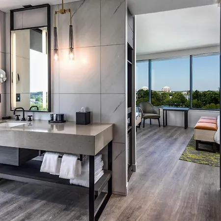Hyatt Centric Southpark 4*
