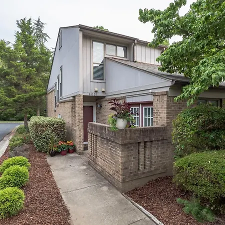 Modern Cozy Townhome Charlotte