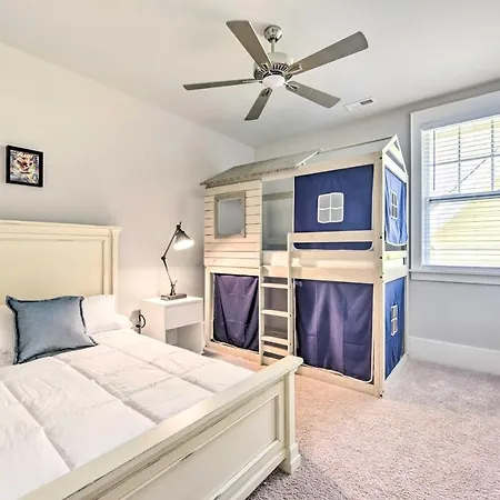 Modern ~ 4 Mi To Downtown! * Charlotte