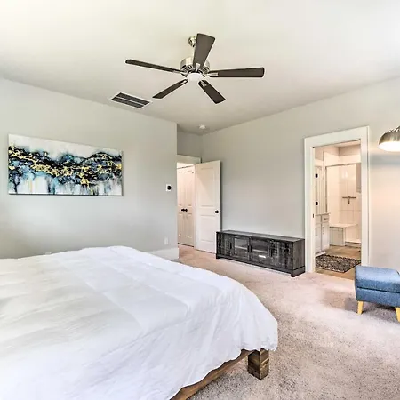 Modern ~ 4 Mi To Downtown! *